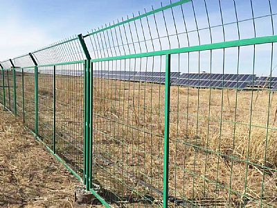 光伏保護圍欄